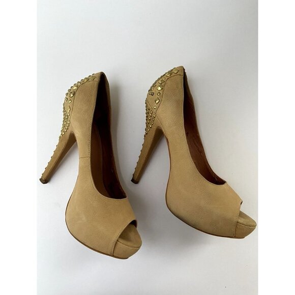 ✨2/$20✨ Vince Camuto Women's Tan High Heels with Gold Tacks Pumps Size 6 - Picture 2 of 16